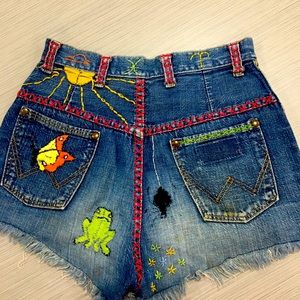 Vintage hand-embroidered Daisy Dukes cutoff jean shorts